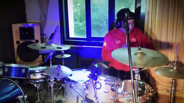 Lady Gaga - Poker Face (Drum cover by TRUONG CHINH)