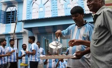 स्टेडियम: मेसी के फैन ने अपने घर को अर्जेन्टीना के रंग में रंगा