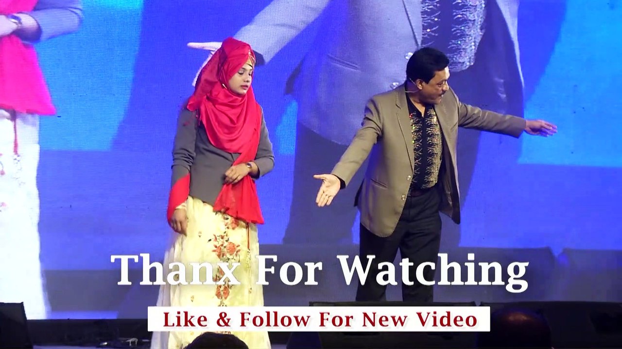 The Girl can not find out the trick of magic, can you find out it?