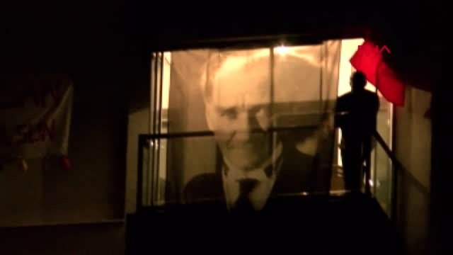 ESKİŞEHİR-KÜTAHYA-BİLECİK Sokağa çıkmayan çocuklar, 23 Nisan'ı evlerinde kutluyor