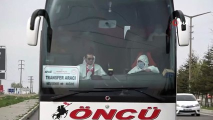 Azerbaycan’dan gelen Türk vatandaşları Niğde’de yurtlara yerleştirildi