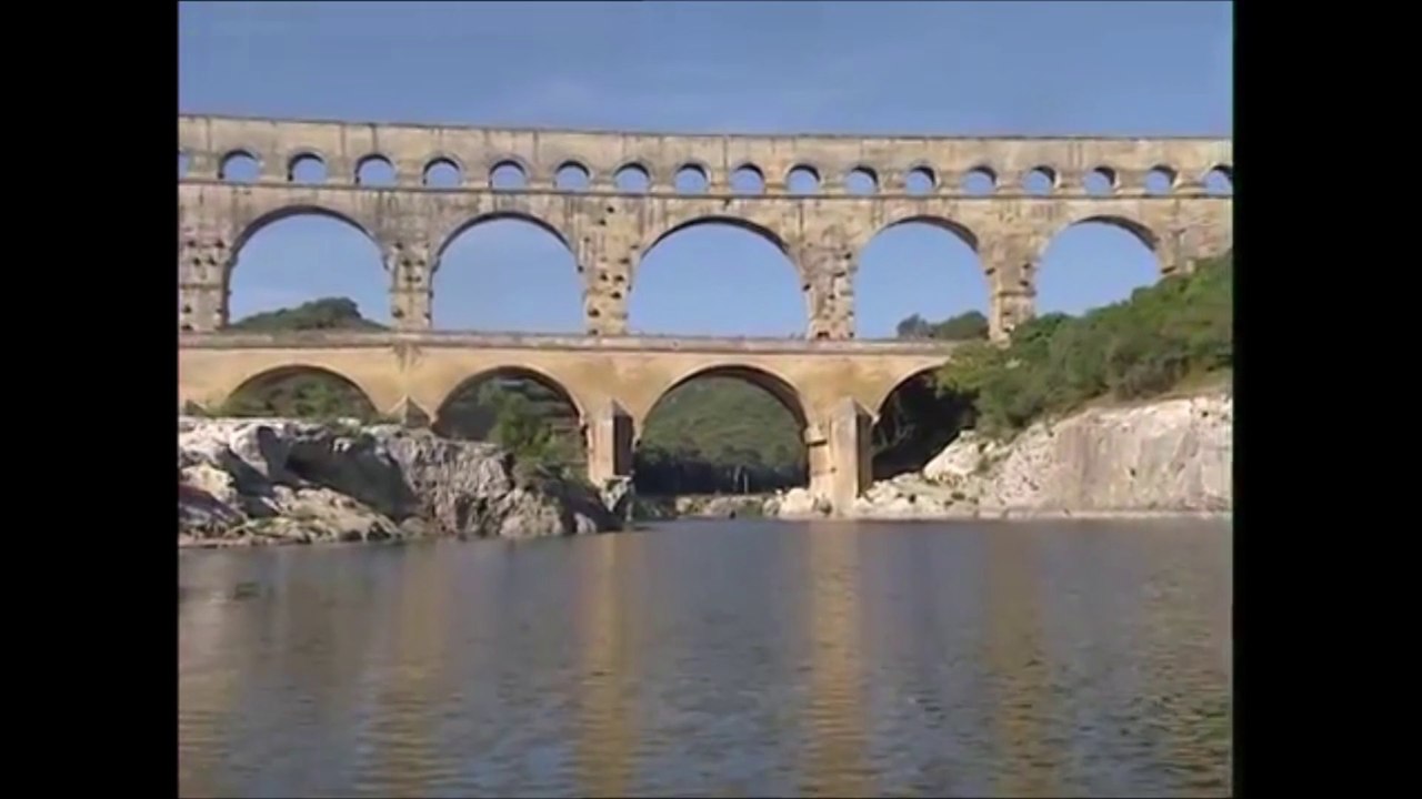 Le pont du Gard (extrait C'est pas sorcier)