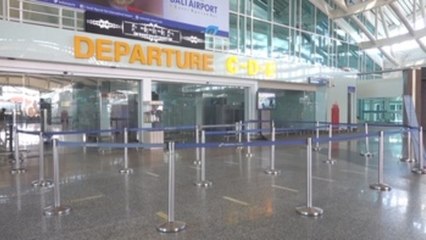 Скачать видео: Indonesia suspende los viajes aéreos y marítimos hasta primeros de junio