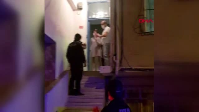 ESENYURT'TA POLİSTEN MUHAMMET'E DOĞUM GÜNÜ VE BAYRAM KUTLAMASI