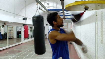 Boxe: Victor Schelstraete à l'entraînement