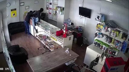 Silahlı soygunla ilgili 4 şüpheli gözaltına alındı