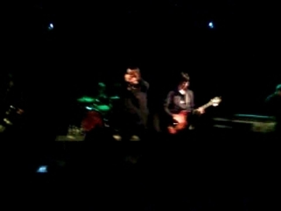 The Charlatans The Only one I Know (Live Paris 12-02-08)