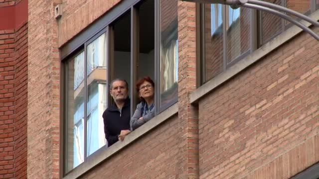 Las monjas dominicas de una residencia de Valladolid mantienen el ánimo de su vecindario