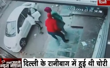 सुबह सवेरे ज्वेलरी शोरुम की तिजोरी पर हाथ साफ करते दिखे बदमाश, CCTV में कैद पूरी वारदात