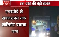 Delhi : उन्नाव गैंगरेप पीड़िता की हालत बेहद गंभीर, दिल्ली के सफदरगंज अस्पताल लाया गया