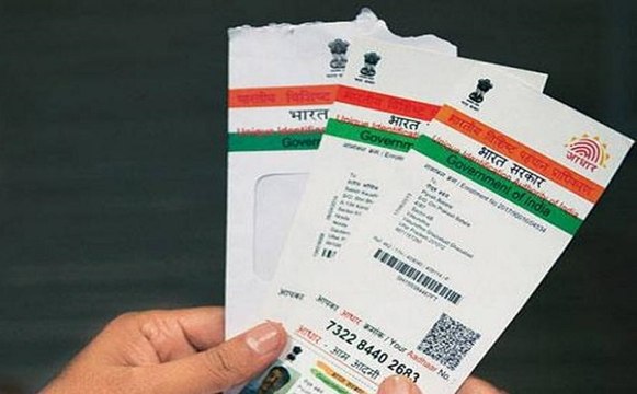 पैन कार्ड से आधार लिंक करना ज़रुरी, नोटिफिकेशन जारी