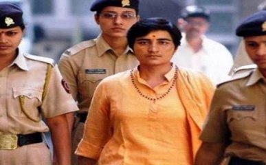 गोडसे को लेकर साध्वी के बयान पर छिड़ा सियासी संग्राम, बीजेपी ने किया किनारा