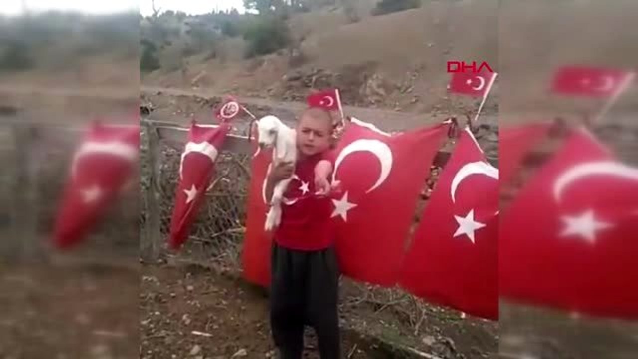 MERSİN Yörük çocuğu Alperen'in 23 Nisan performansı yoğun ilgi gördü