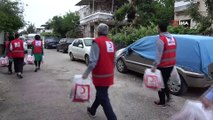 Adana'da iftar öncesi 4 bin ‘Ramazan Pidesi’ dağıtıldı