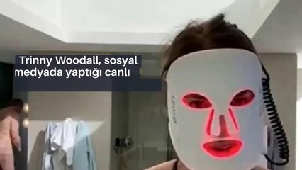 Koronavirüs sürecinde evde kalanlara tavsiyeler veren ünlü sunucu Trinny Woodall, sosyal medyada yaptığı canlı yayında sevgilisinin çıplak görüntüsüyle gündeme oturdu.