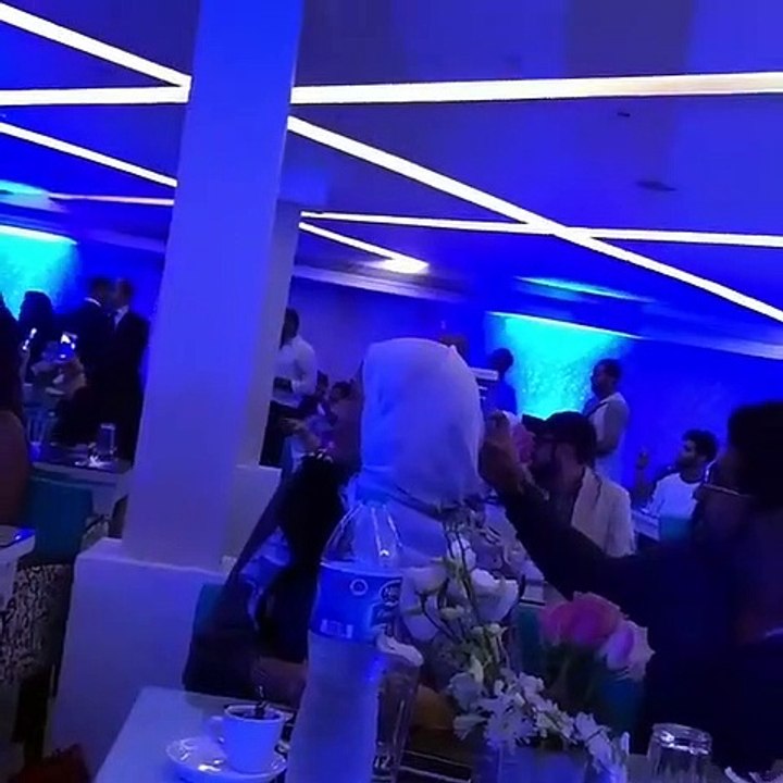 اليسا كادت ان تسقط ولكن كميل اخيها انقذ الموقف.