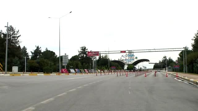 Suudi Arabistan'dan 349 Türk vatandaşı yurda getirildi