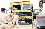 मध्य प्रदेश में बेखौफ रेत माफिया, ट्रैक्टर से कुचलकर अधिकारी की हत्या