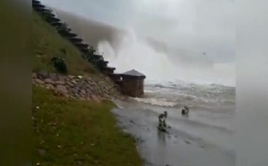 बारिश से जनजीवन अस्त-व्यस्त, बांध में पानी का स्तर बढ़ा