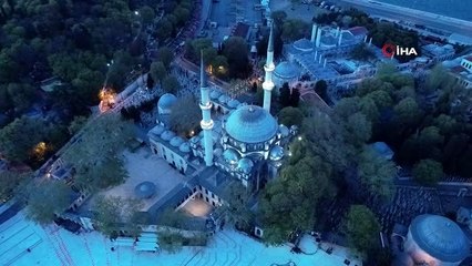 Ramazan'ın ilk iftarında Eyüpsultan Camii boş kaldı