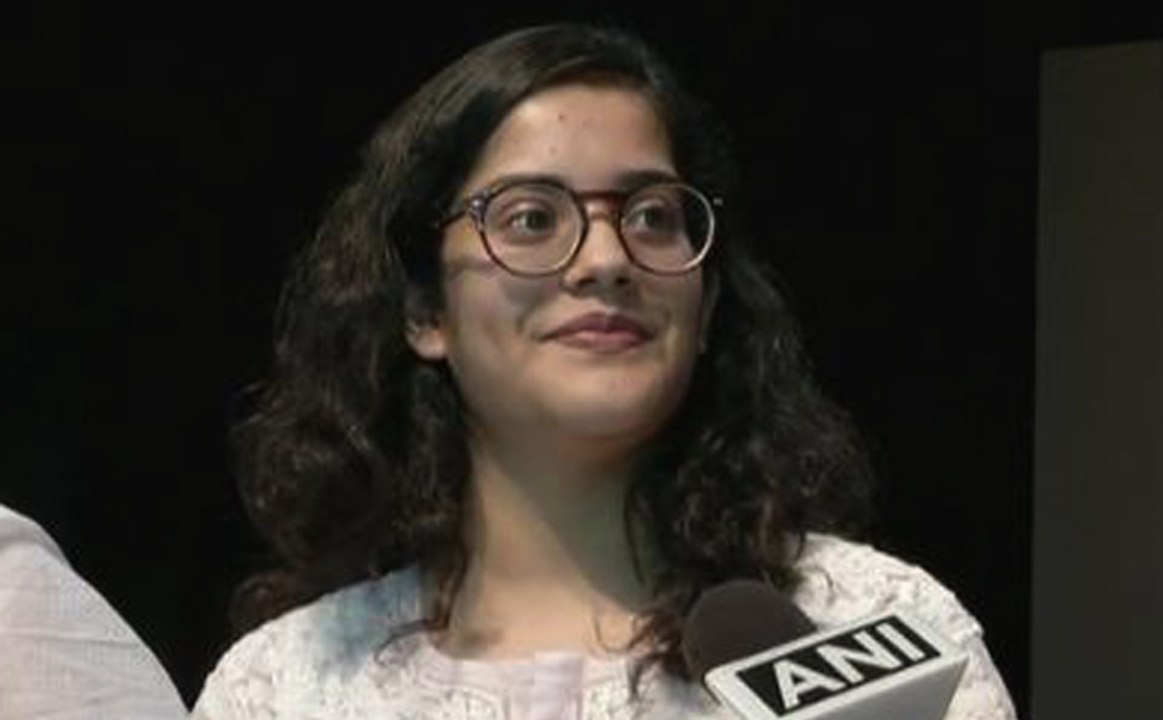 CBSE 12th Results: नोएडा की मेघना श्रीवास्तव ने किया टॉप