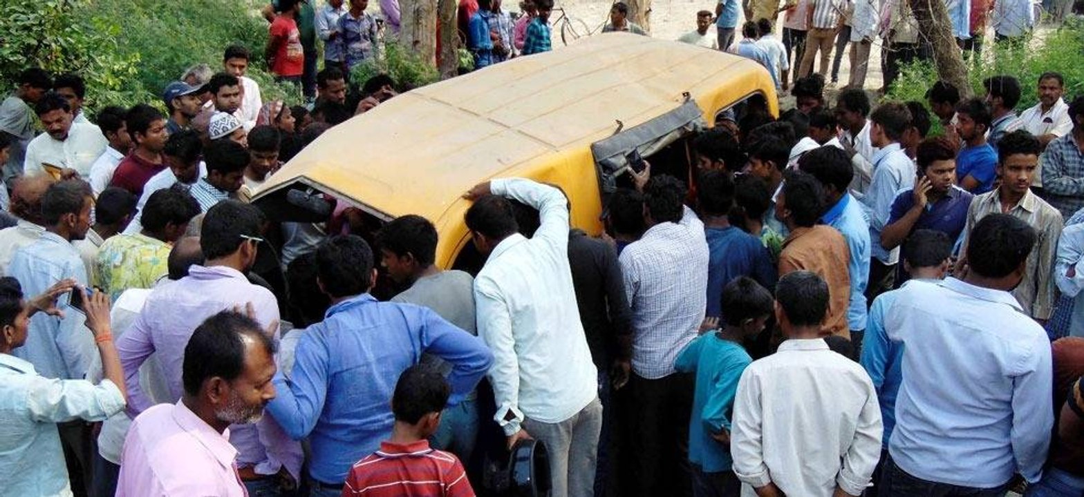 सबसे बड़ा मुद्दा: मानवरहित फाटक क्यों नहीं हुए बंद?