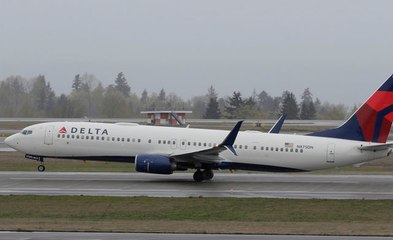 अमेरिकी विमान की इमरजेंसी लैंडिंग, इंजन फेल है वजह