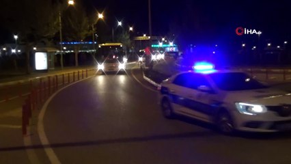 Kazakistan’dan 164 vatandaşı getirilen uçak Balıkesir Koca Seyit Hava Limanı'na iniş yaptı