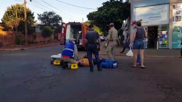 Motociclista fica ferido em acidente de trânsito no Cascavel Velho