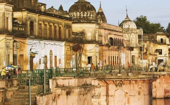 अयोध्या में मांस मदिरा बैन करने की तैयारी, संतों की मांग पर सरकार गंभीर