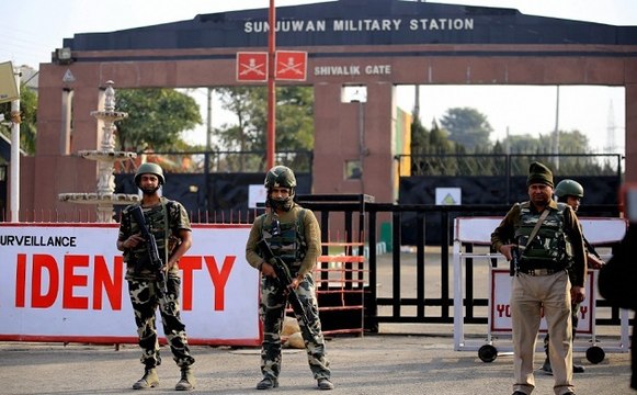 सुंजवान आर्मी कैंप हमले में तीन जवान शहीद, 3 आतंकी ढेर