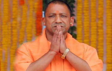 मथुरा के बरसाना में 'लट्ठमार होली' खेलेंगे CM योगी