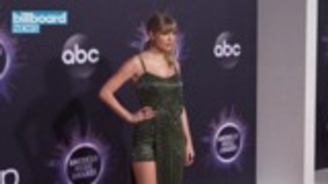 Taylor Swift Disapproves of Recording 'Live From Clear Channel Stripped 2008' | Billboard News