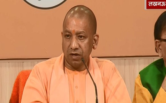 योगी आदित्‍यनाथ सरकार के दो सालः 5 बड़े विवादों में फंसी यूपी सरकार