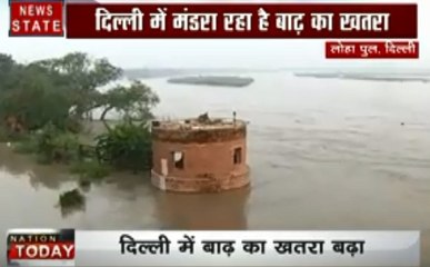 Delhi Flood Alert:दिल्ली में यमुना हुई 'खतरनाक', 14 हजार लोगों को सुरक्षित स्थानों पर पहुंचाया गया