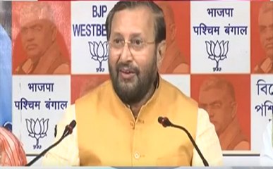 मोदी VS ममता: खुद बचाना चाहती है ममता बेनर्जी - प्रकाश जावडेकर