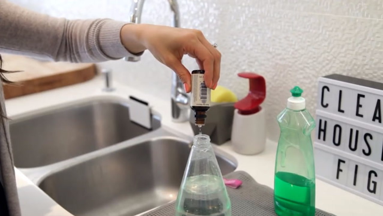 A cleaning expert reveals the everyday household items you should be using to clean your home
