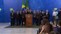 Bolsonaro achaca acusaciones de su exministro Moro a ambiciones personales