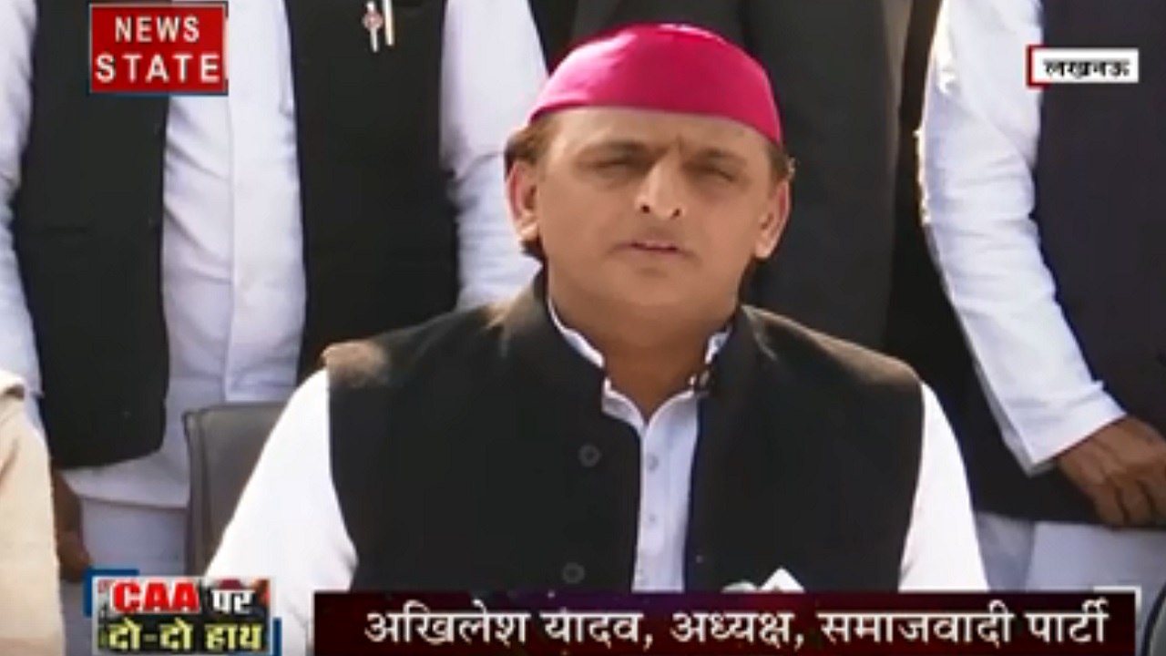 सबसे बड़ा मुद्दा: CAA पर सरकार ने दी खुली बहस की चुनौती, सड़क से लेकर संसद तक संग्राम