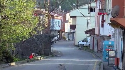 SAMSUN KOMŞU EVLERDE, AYRI KENTLERDE YAŞAYIP 1 DAKİKA ARAYLA İFTAR YAPIYORLAR