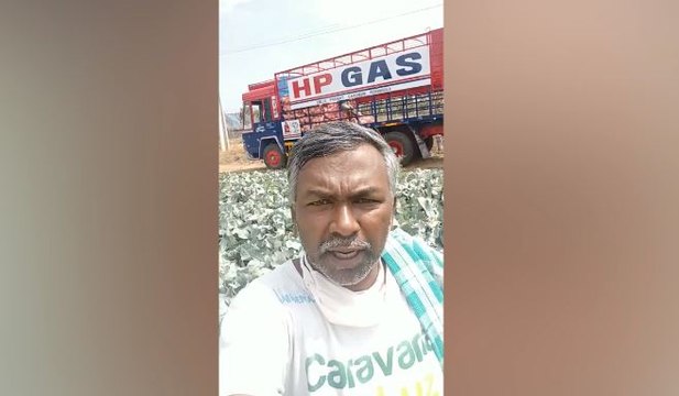 ರೈತನ ಕಷ್ಟಕ್ಕೆ ನೆರವಾಗಿ,ನಿರ್ಗತಿಕರಿಗೂ ಸಹಾಯ ಮಾಡಿದ ಸಂಸದ ತೇಜಸ್ವಿ ಸೂರ್ಯ | Tejasvi Surya | Oneindia Kannada