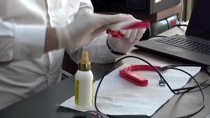 Siverek'te doktor ile hastanın temasını engelleyecek buluş