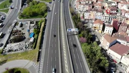 İstanbul'da kısıtlamanın 3'üncü gününde yollar boş kaldı