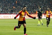 Falcao, transfer iddialarına noktayı koydu: Gelen tekliflerle ilgilenmiyorum
