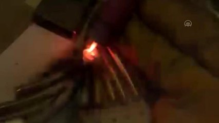 "Allı turna heykeli"yle Milli Dayanışma Kampanyası'na destek verecek