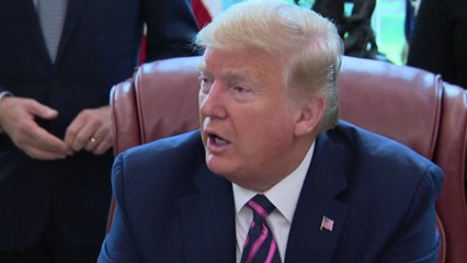 트럼프 코로나 브리핑 22분 만에 퇴장..."살균제 발언 후폭풍" / YTN