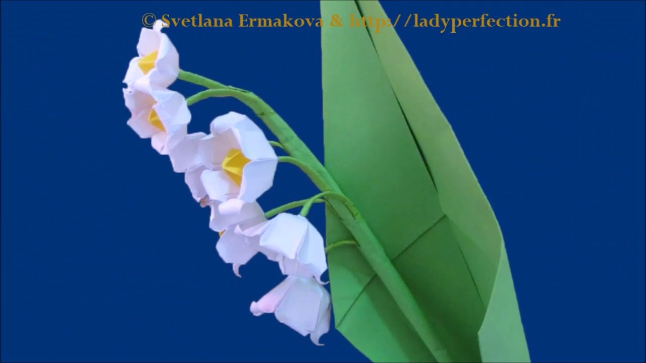 Origami :  Brin de muguet,  porte-bonheur. Part 1.