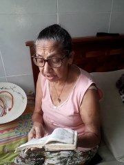 DONA LÍDIA LOUVANDO NO HINÁRIO O CÂNTICO 369 (QUERO O SALVADOR COMIGO) 25-04-2020 "OSMILTON"