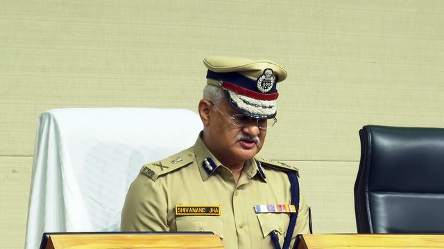 GUJARAT DGP SHIVANAND JHA ADDRESS PRESS CONFERENCE IN GANDHINAGAR
