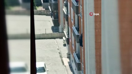 Camda tehlikeli temizlik kamerada